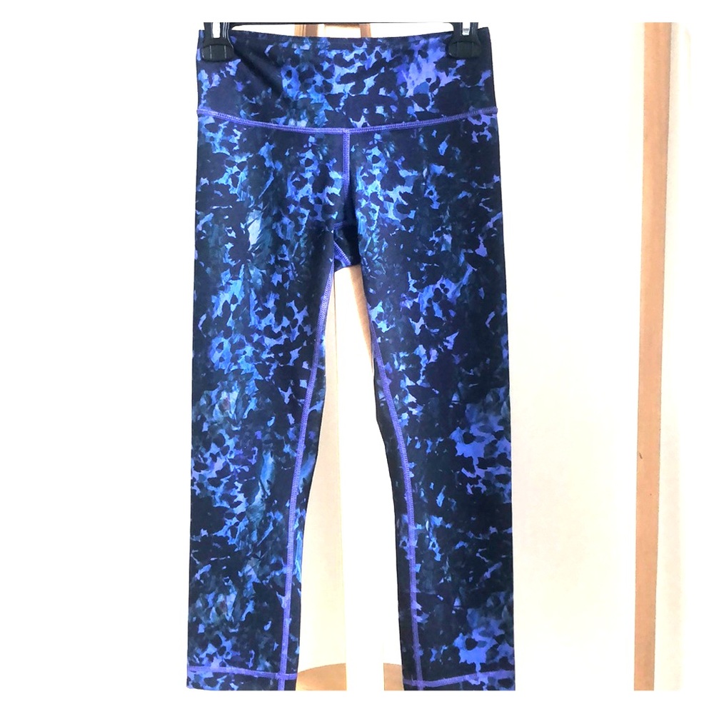 Lululemon Wunder Under Crops II FMSU